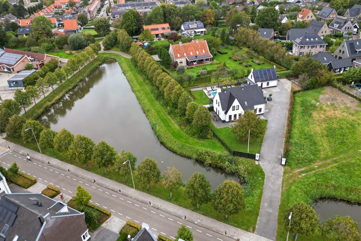 Bekijk foto 65 van Bloemenweg 10