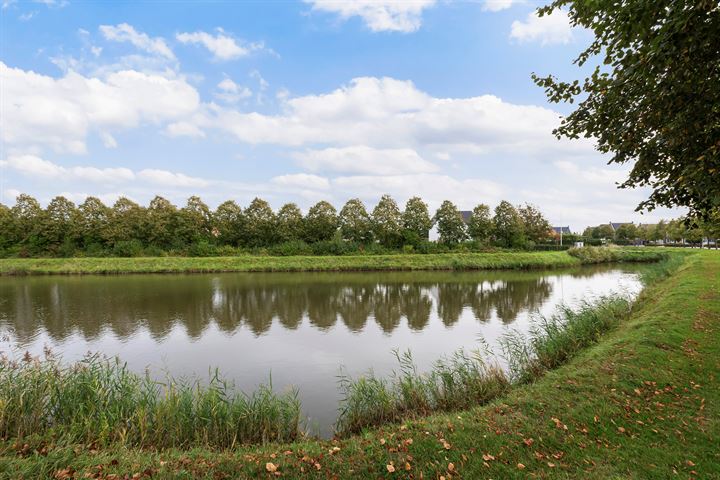 Bekijk foto 69 van Bloemenweg 10