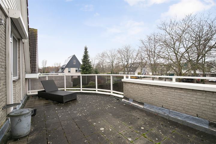 Bekijk foto 38 van Mozartstraat 62