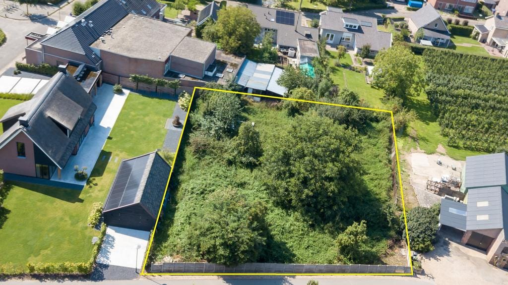 Langwijkstraat, Lithoijen, 5396PN, Noord-Brabant, Nederland  