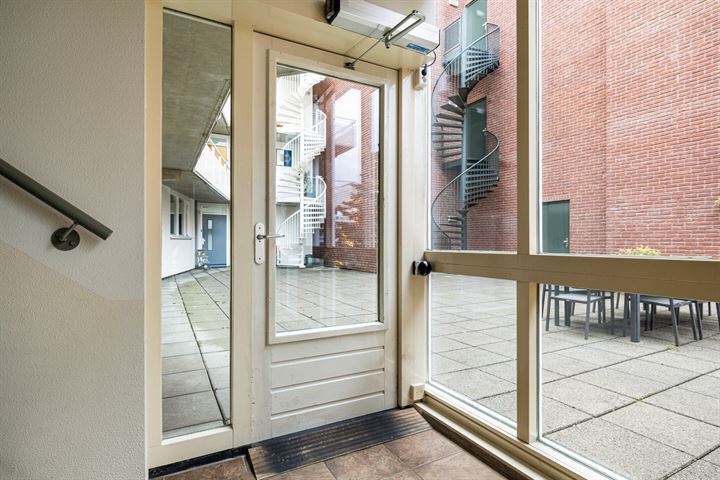 Bekijk foto 7 van Brouwerstraat 60