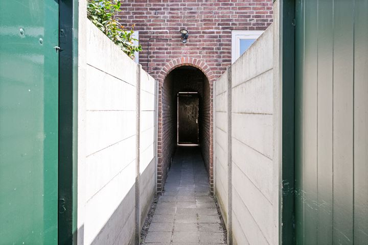 Bekijk foto 30 van Oscar Leeuwstraat 21