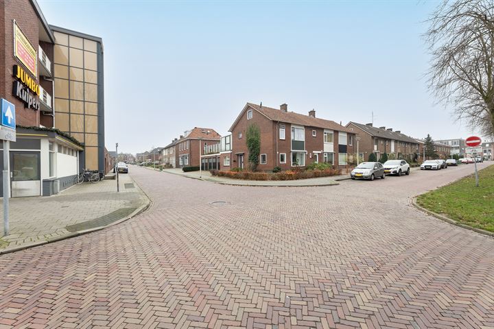 View photo 28 of Eschstraat 31