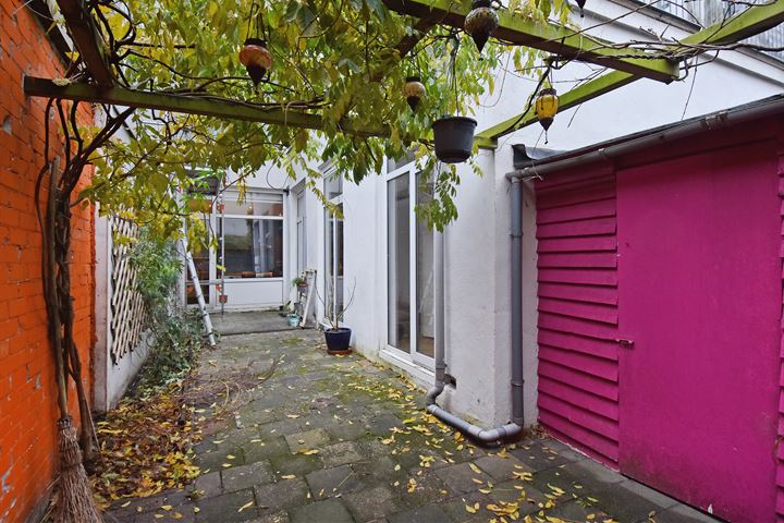 View photo 4 of Maasstraat 259