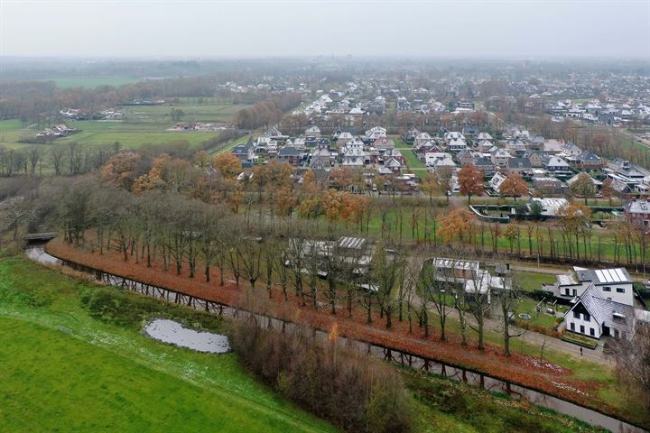 Bekijk foto 38 van Lorentzlaan 11