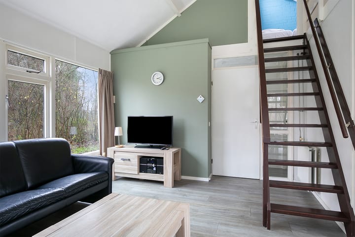 Foto 10 van De Bloemert 1-- 17