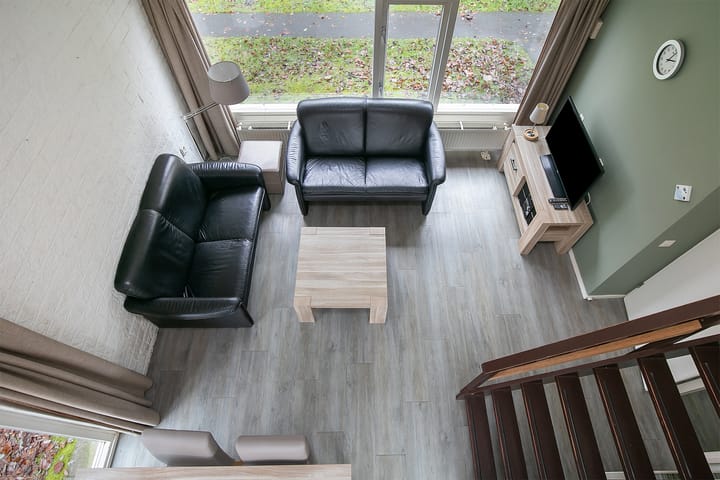 Foto 25 van De Bloemert 1-- 17