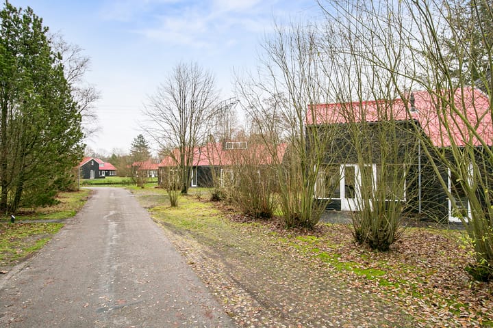 Foto 33 van De Bloemert 1-- 17