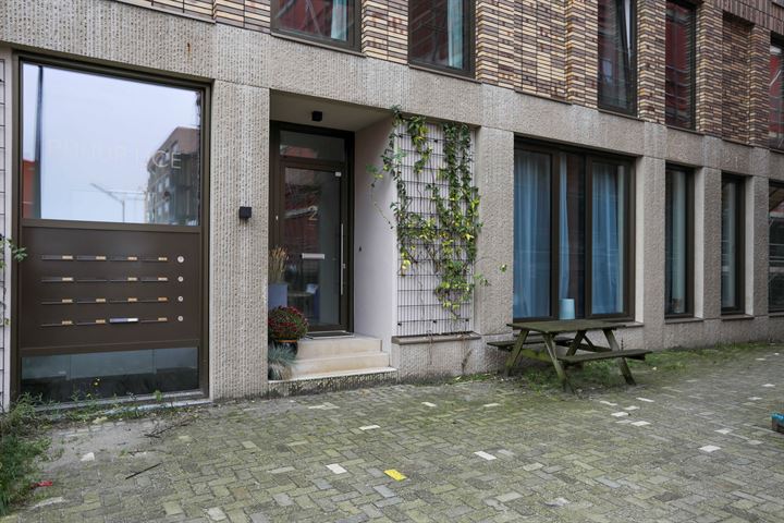 Bekijk foto 11 van Cola Debrotstraat 2