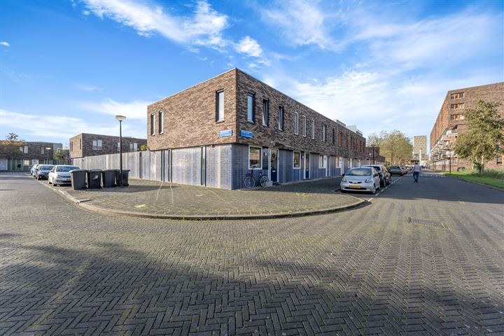 Bekijk foto 17 van 1e Kekerstraat 52