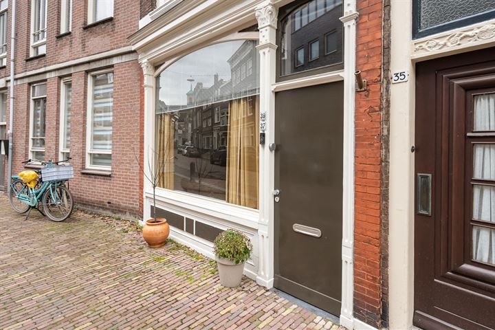 Bekijk foto 2 van Wijnstraat 39