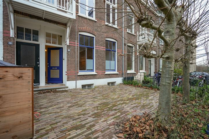 Bekijk foto 7 van de Ruyterstraat 203