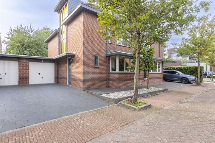 Bekijk foto 38 van Willem Droststraat 3