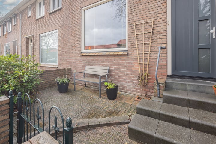 Bekijk foto 19 van Hugo de Grootstraat 6