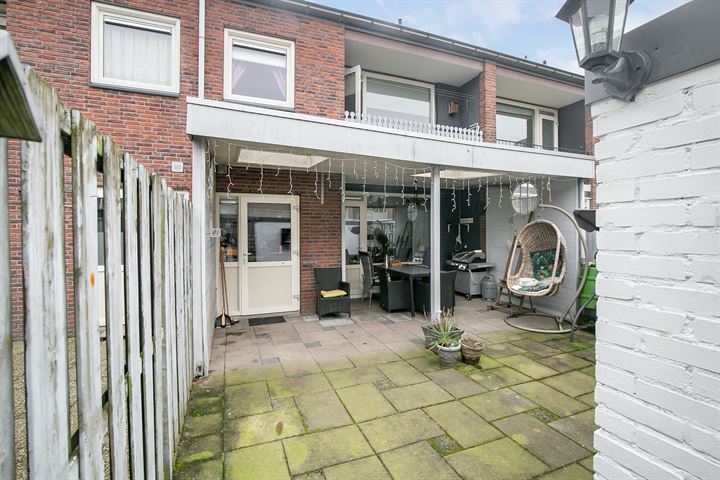 Bekijk foto 35 van Roerstraat 56