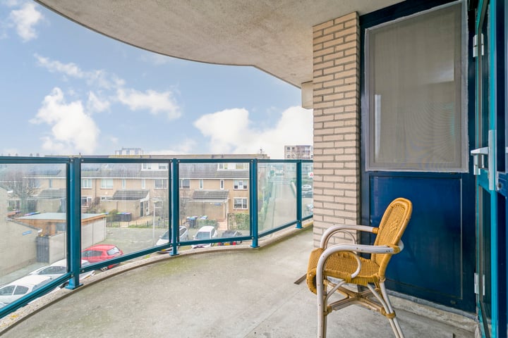 Bekijk foto 22 van Maasboulevard 48-A