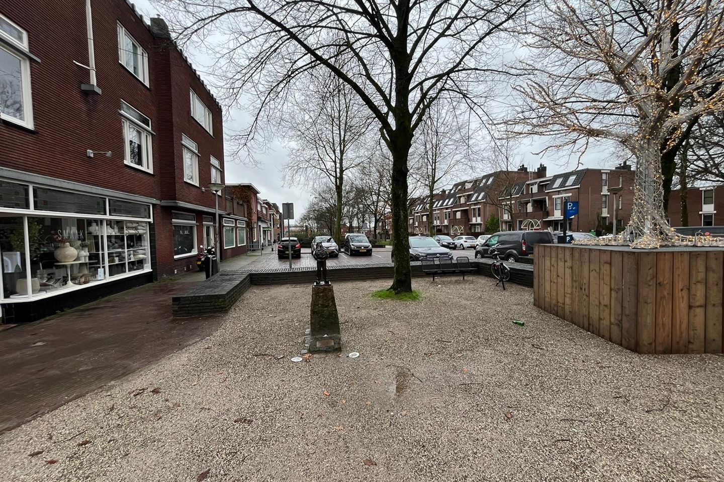 Bekijk foto 2 van Bisschopstraat 17