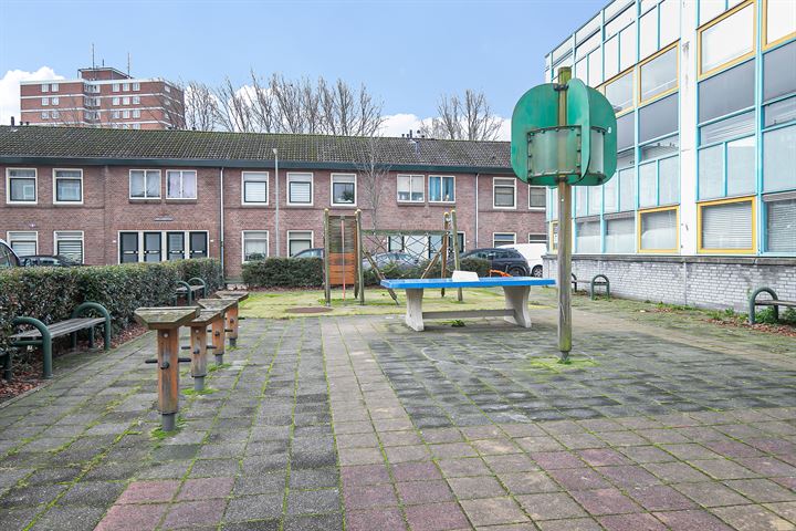 Bekijk foto 26 van Numansdorpsestraat 1-A