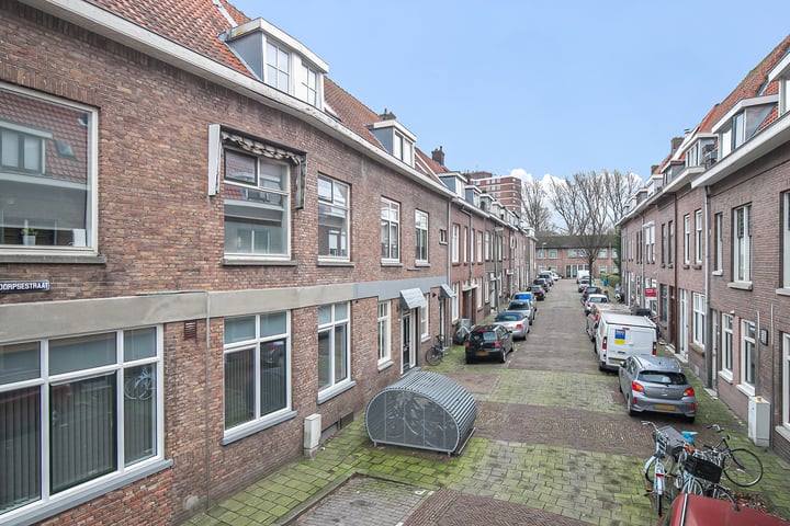 Bekijk foto 25 van Numansdorpsestraat 1-A