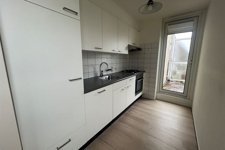 Bekijk foto 7 van Akerstraat 22-J