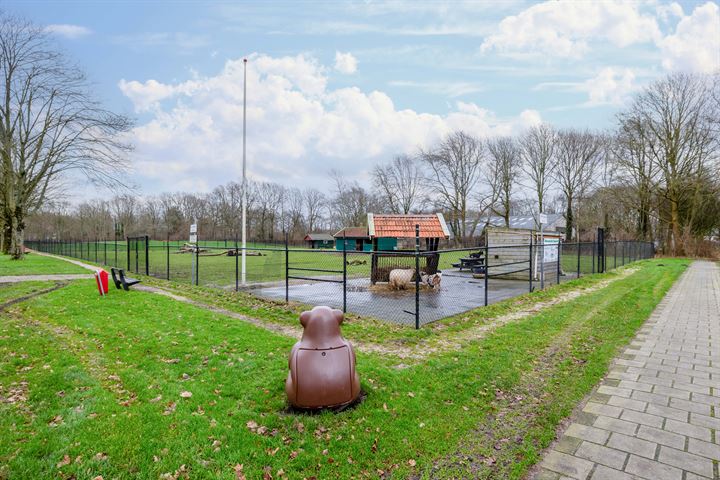 Bekijk foto 44 van Kamerijklaan 6