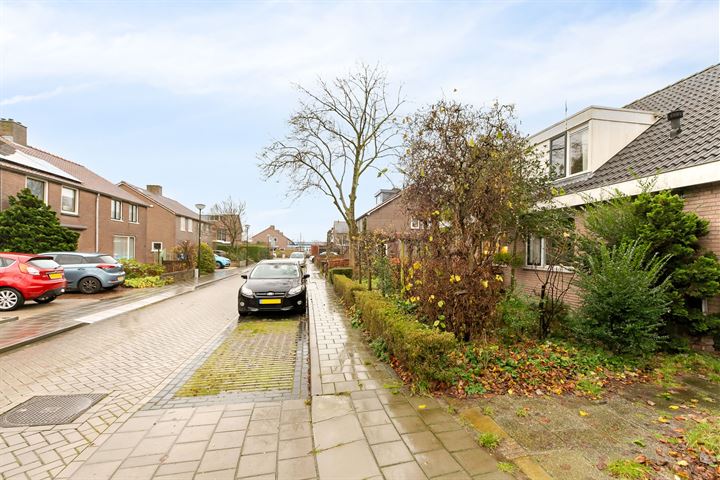 Bekijk foto 4 van Ter Hulstraat 7