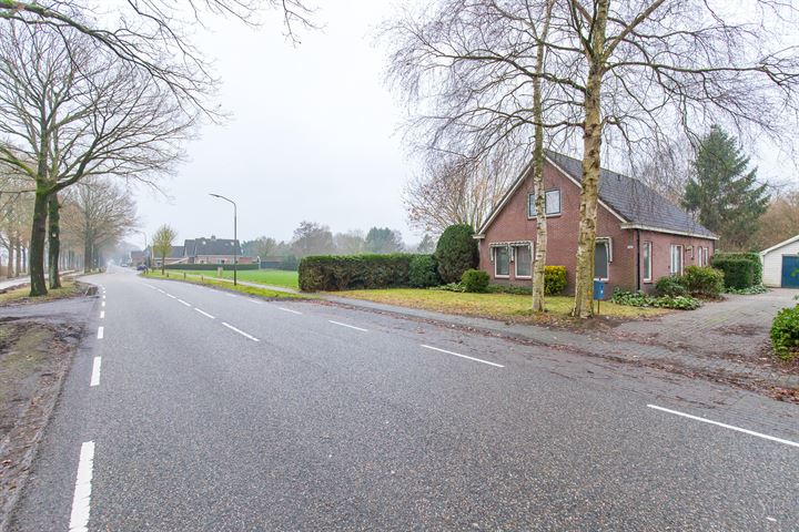 Bekijk foto 2 van Zuiderdiep 362