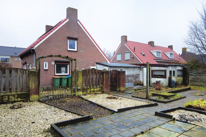 Bekijk foto 33 van van Liedekerkestraat 14