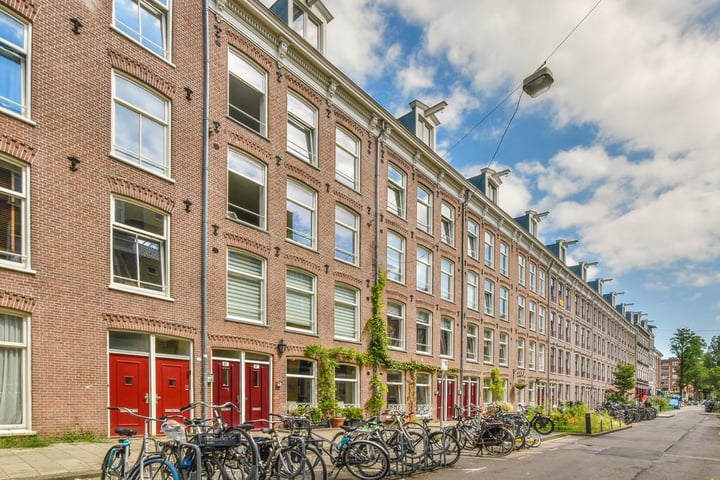 Bekijk foto 32 van Quellijnstraat 37-E