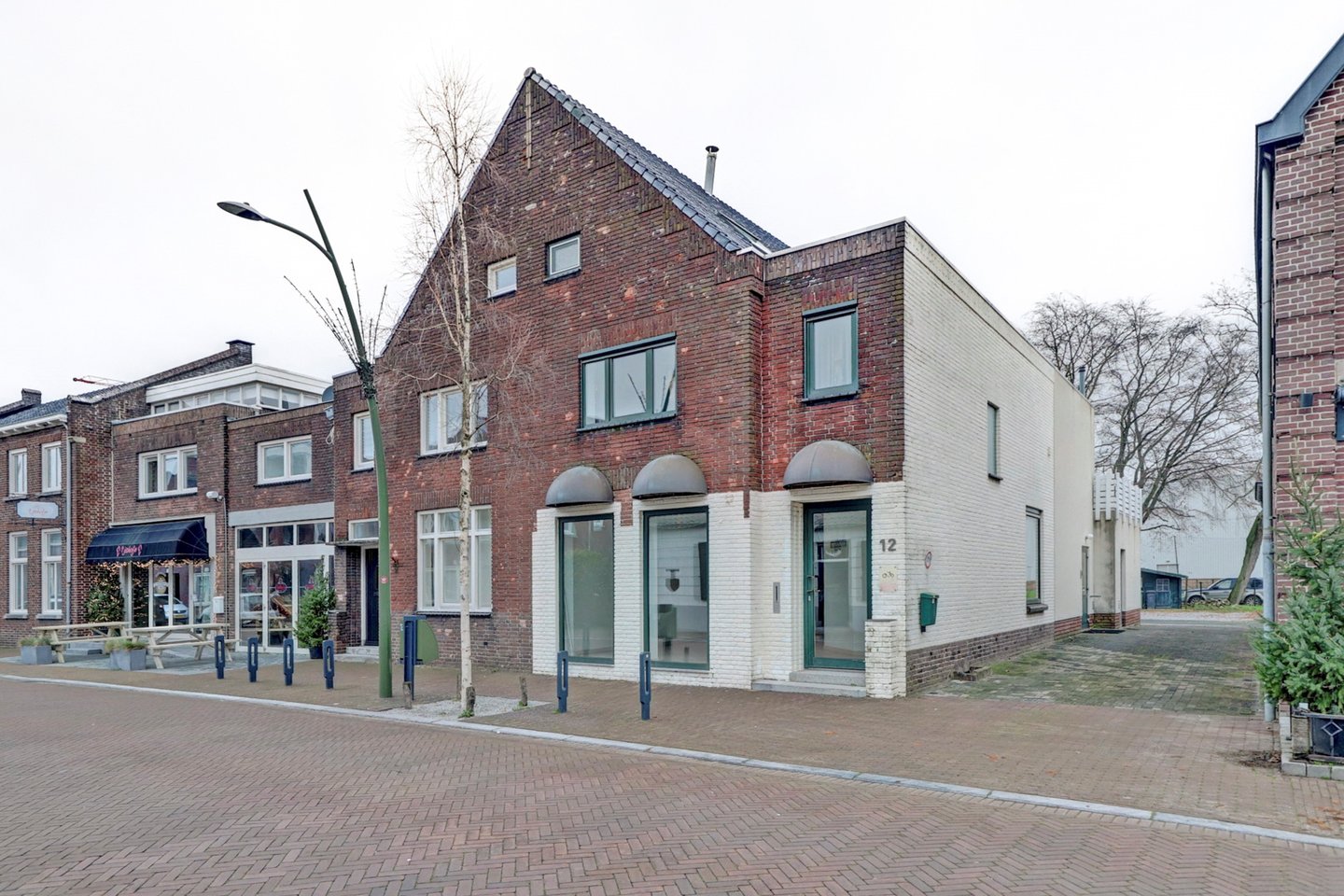 View photo 1 of Dorpsstraat 12