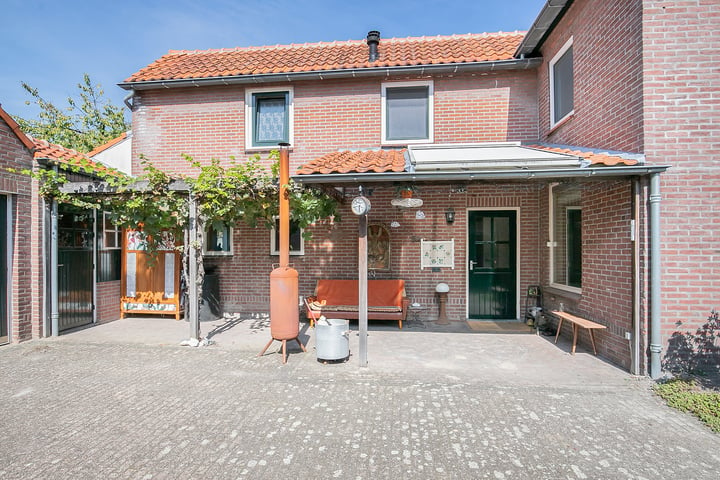 Bekijk foto 3 van Buchtdwarsstraat 3