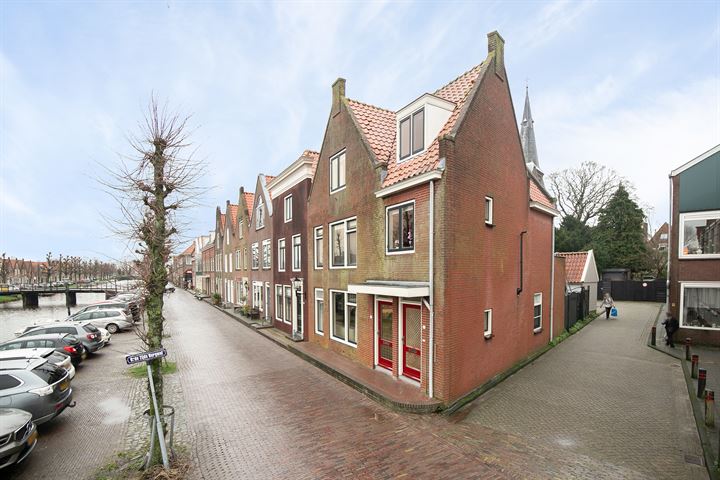 View photo 8 of Oude Zijds Burgwal 16-B