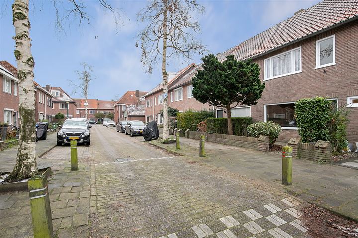 Bekijk foto 37 van Klundertstraat 26