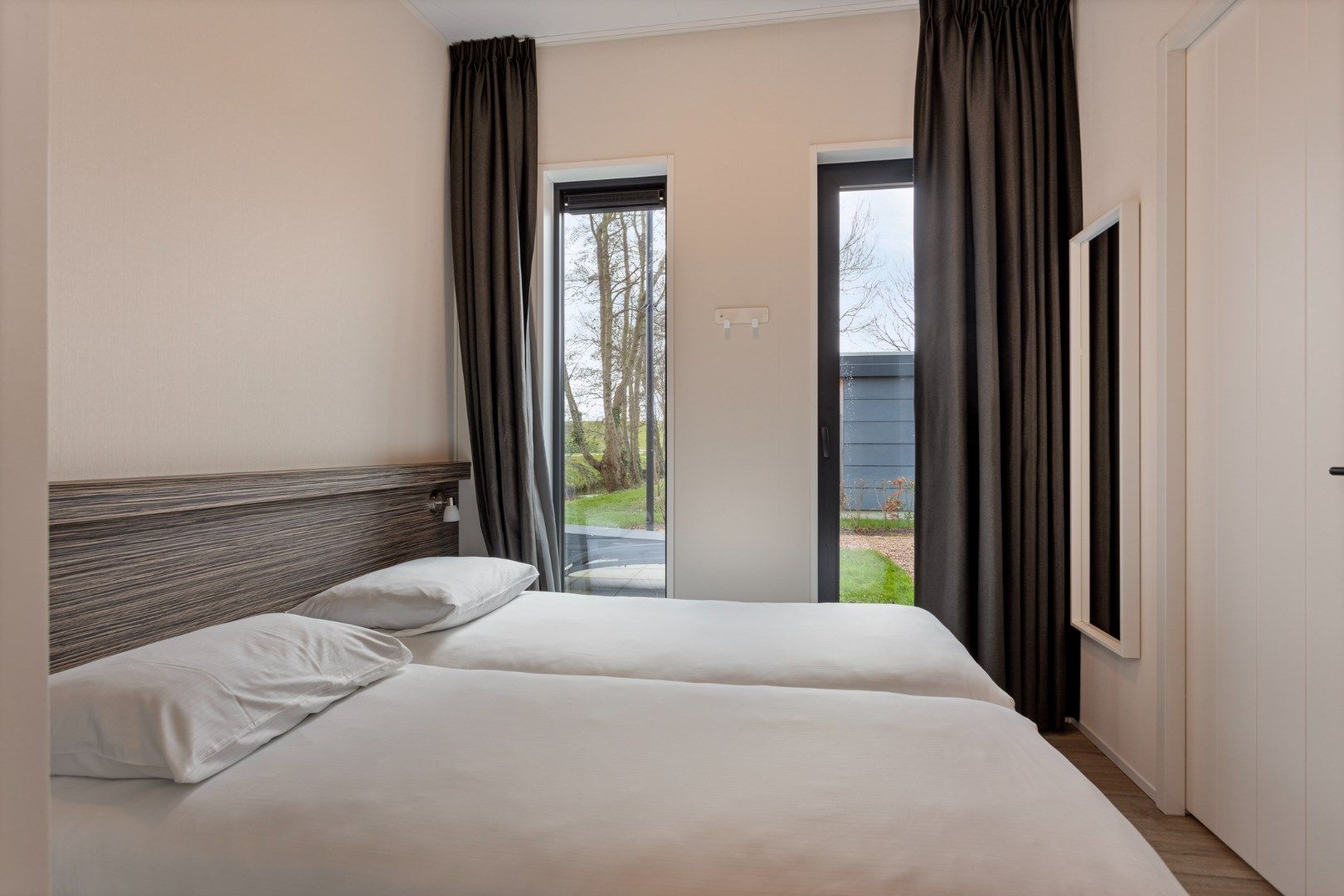 Foto 18 van Zuideruitweg 68-57