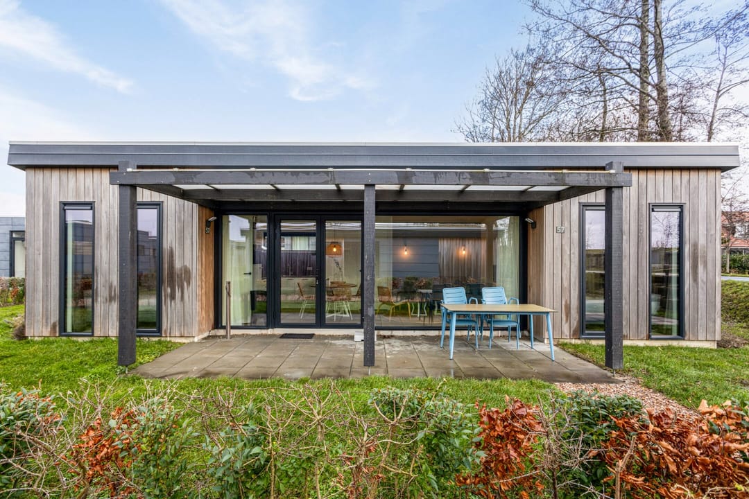 Foto 1 van Zuideruitweg 68-57