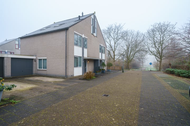 Bekijk foto 40 van Sprengenbergstraat 41