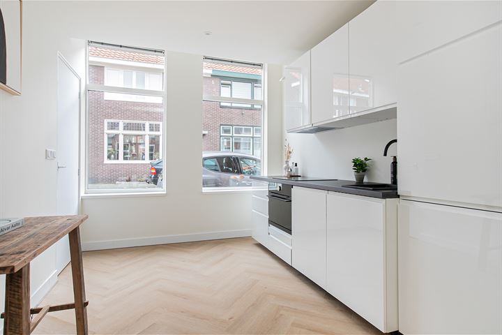 View photo 14 of Zwaardemakerstraat 13