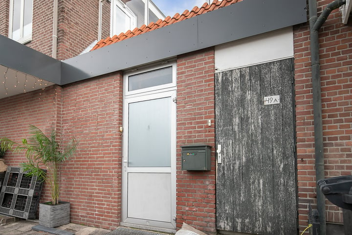 Bekijk foto 2 van St. Antoniusstraat 49-A