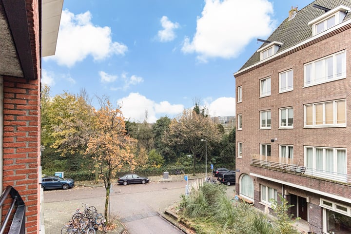 View photo 10 of Overamstelstraat 91