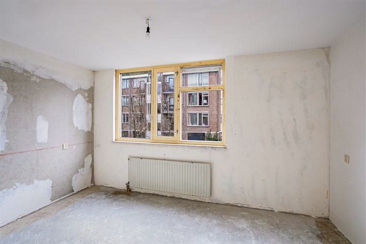 Bekijk foto 18 van Wagenaarstraat 293