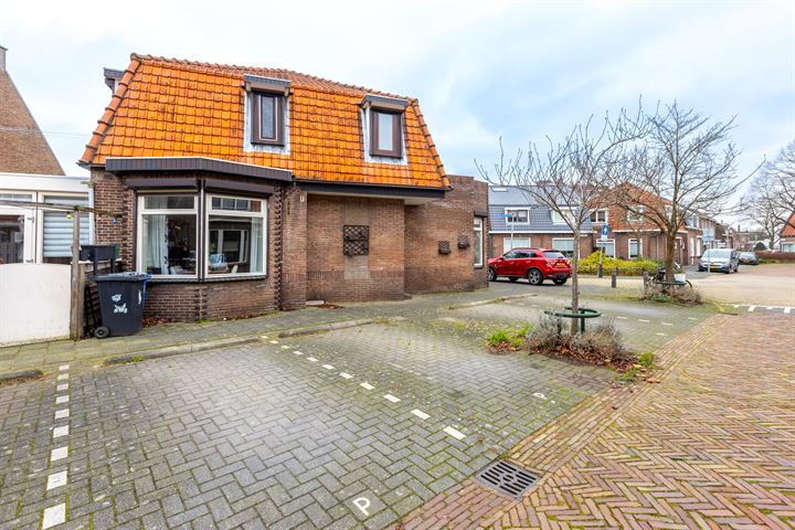 Bekijk foto 25 van Trompstraat 32