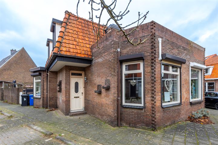 Bekijk foto 26 van Trompstraat 32