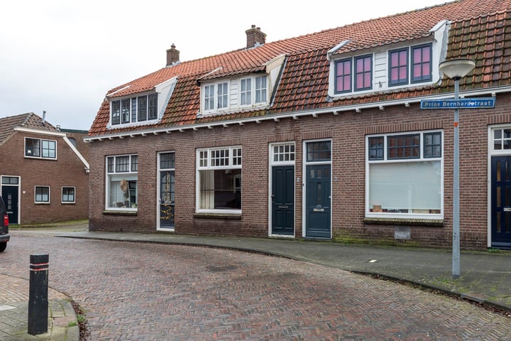 Bekijk foto 5 van Prins Bernhardstraat 8