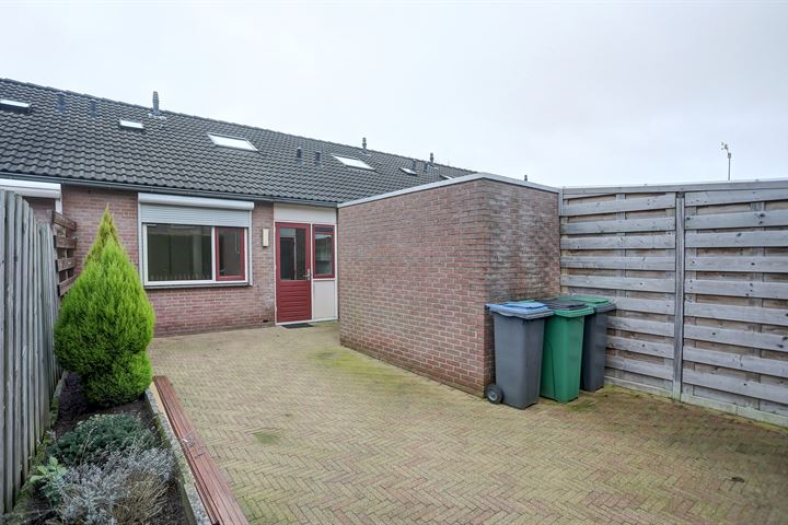 Bekijk foto 19 van Sperwerstraat 14