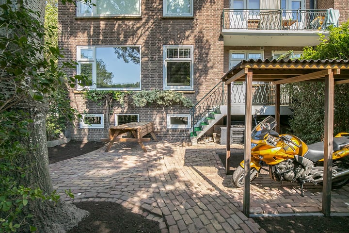 Bekijk foto 45 van Willem Schürmannstraat 5-A