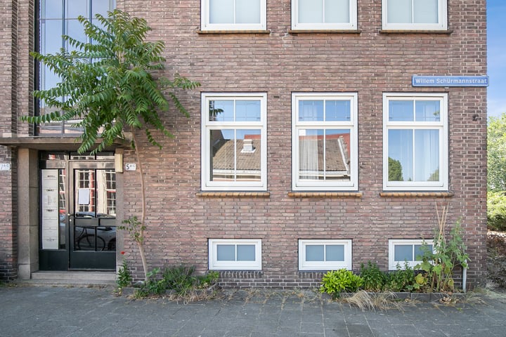 Bekijk foto 51 van Willem Schürmannstraat 5-A