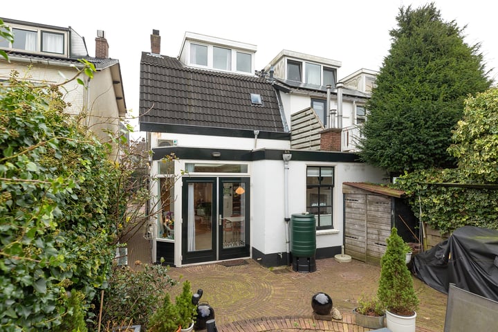 View photo 20 of Rozenstraat 114