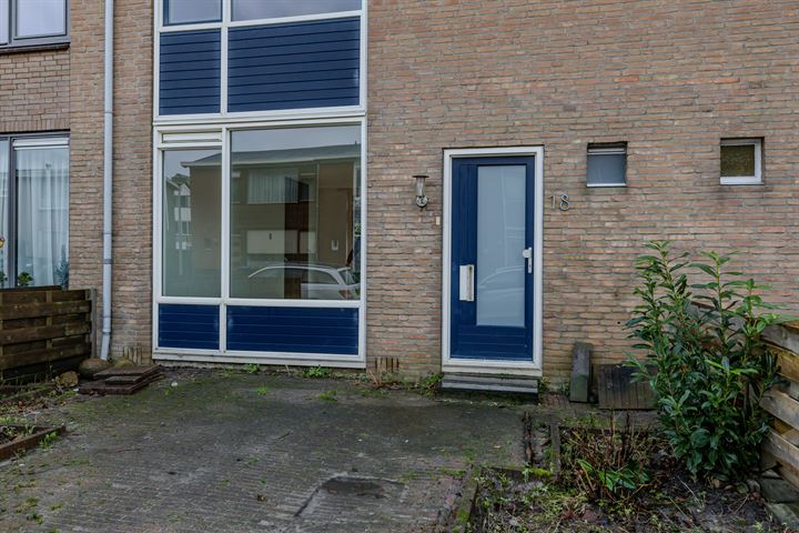 Bekijk foto 8 van J.A. de Bree-Meijerstr 18