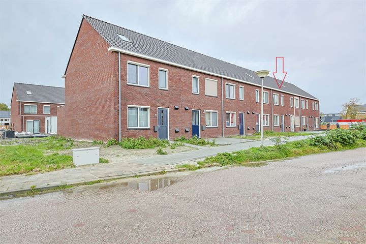 Bekijk foto 2 van Burgemeester Lewe van Aduardstraat 34