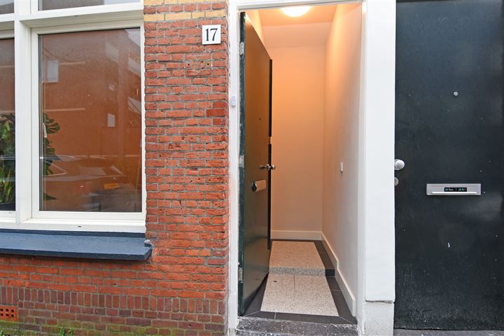 Bekijk foto 39 van Mariottestraat 17